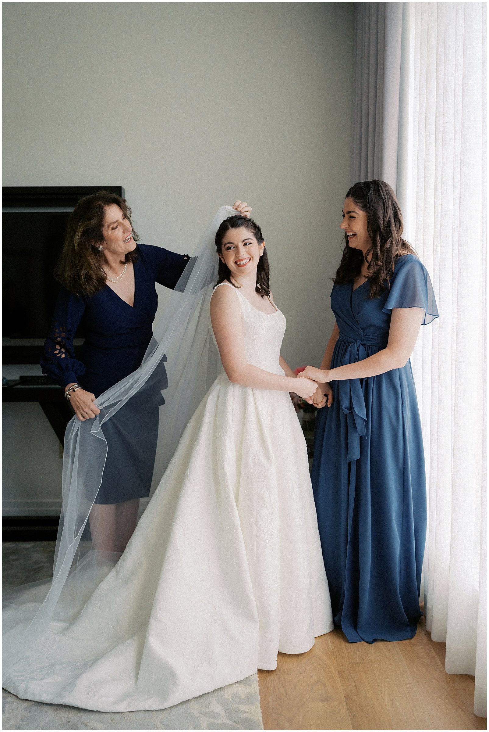 Bride & bridesmaids getting ready at Dupont Hotel for Washington DC wedding